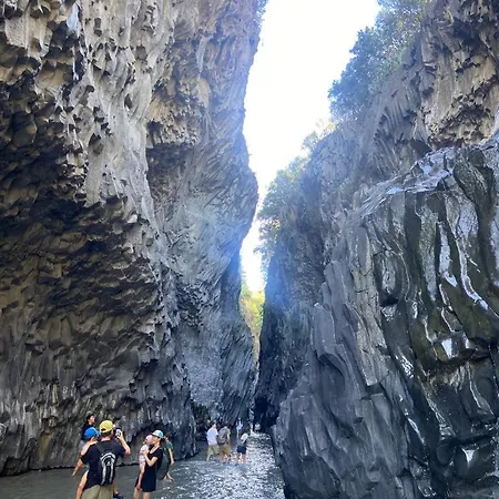 Rusina بيت للعطل
